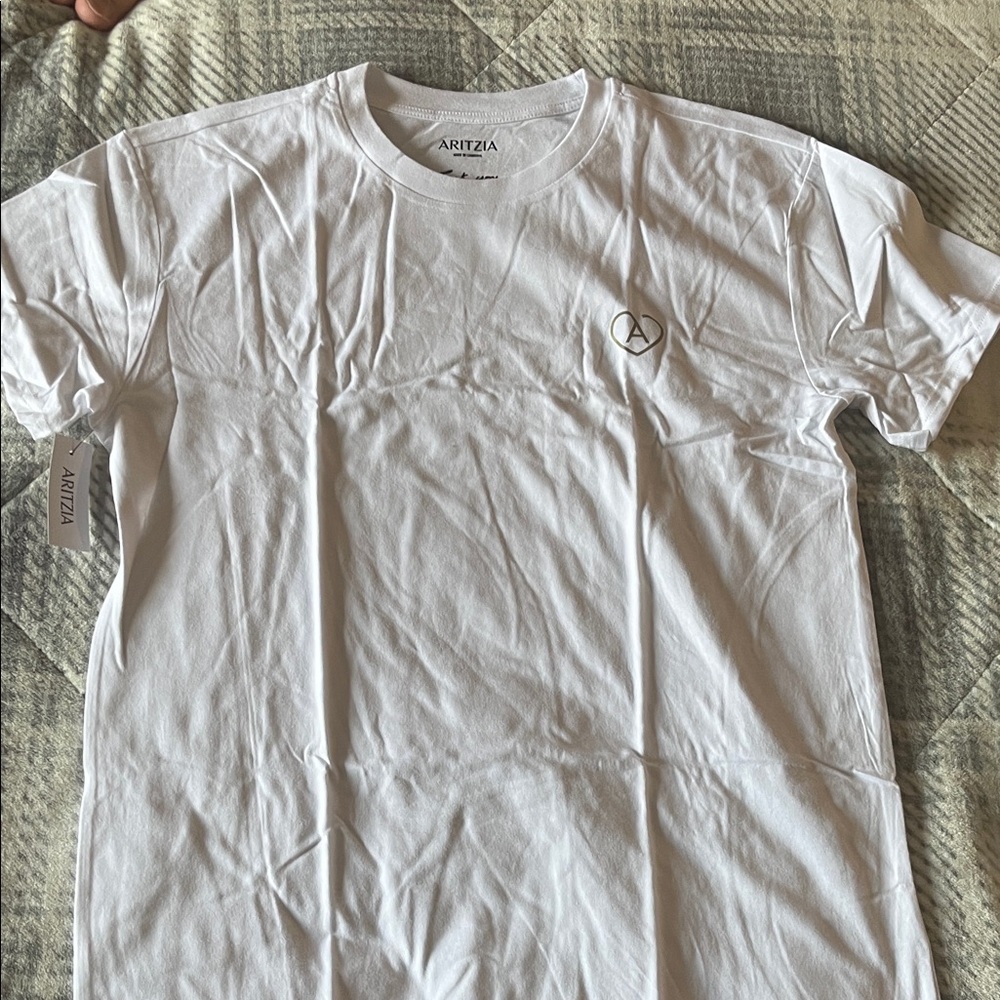 Aritzia White Short Sleeve Crewneck with Heart Logo